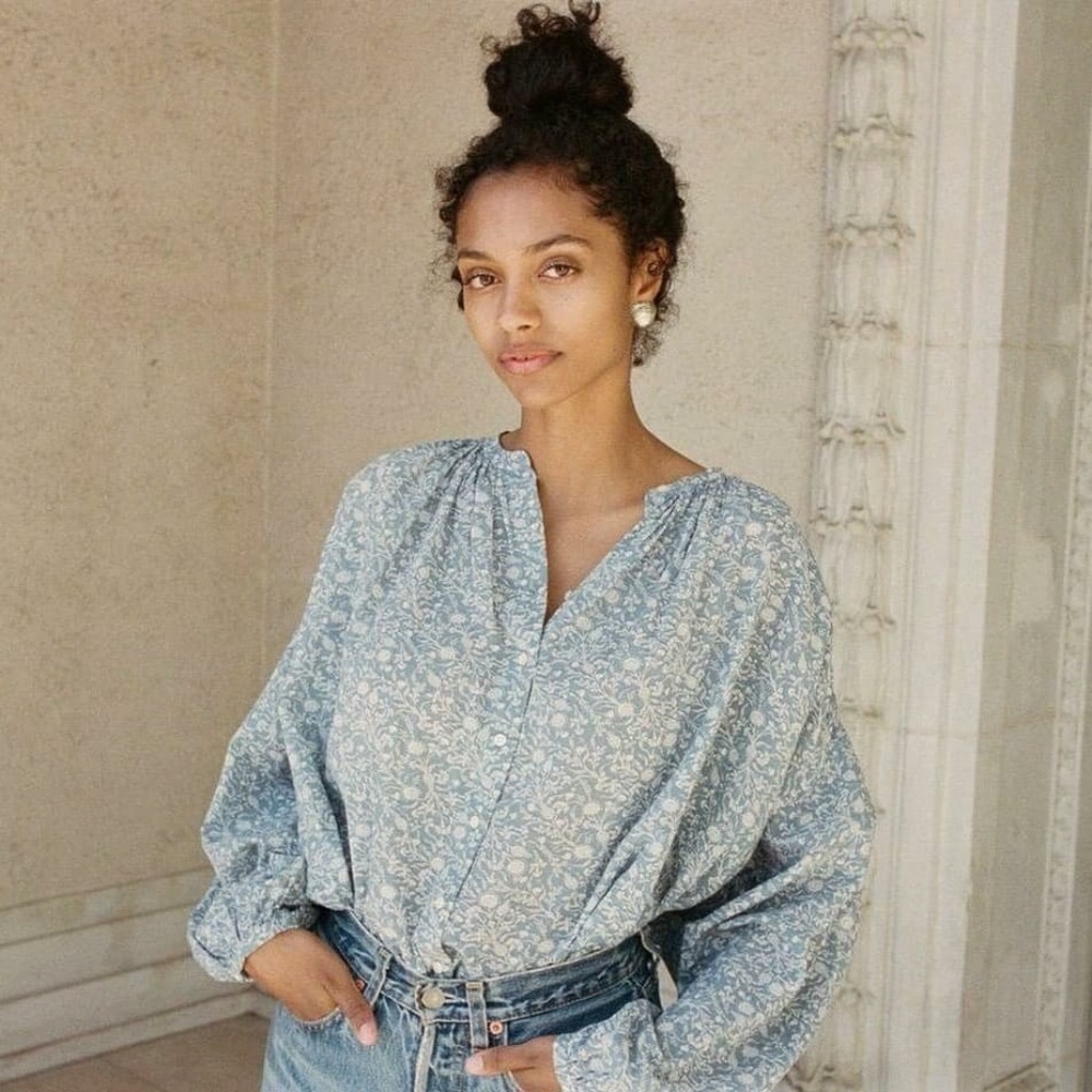 DÔEN Jane Floral Blouse in China Blue Mini Earl size XS